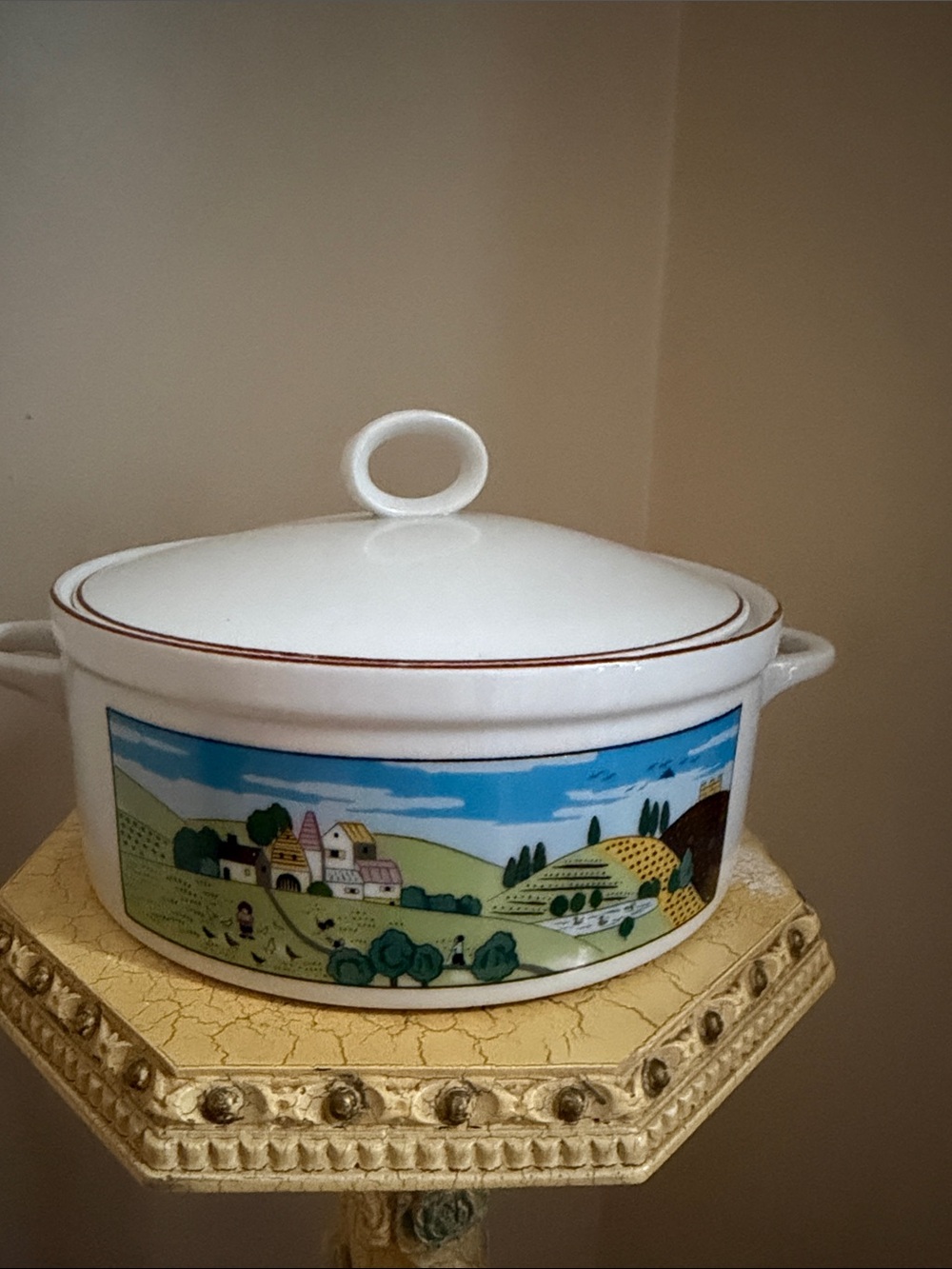 Villeroy and Boch.White Ceramic Covered Casserole Dish with Blue Scenic Band.